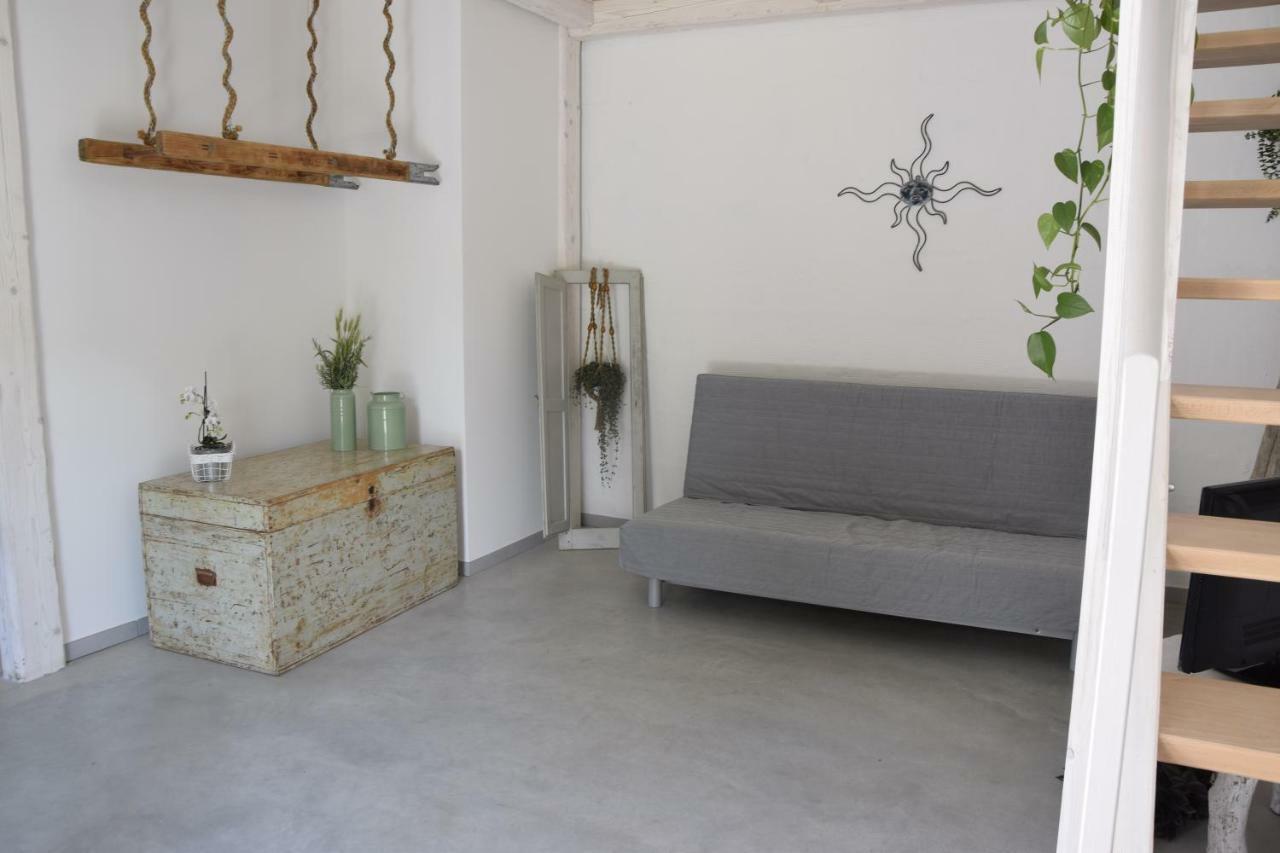 Capannone111 Bed and Breakfast Castiglione di Ravenna Exteriör bild